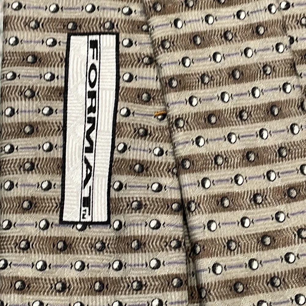Format tie - Picture 4 of 7
